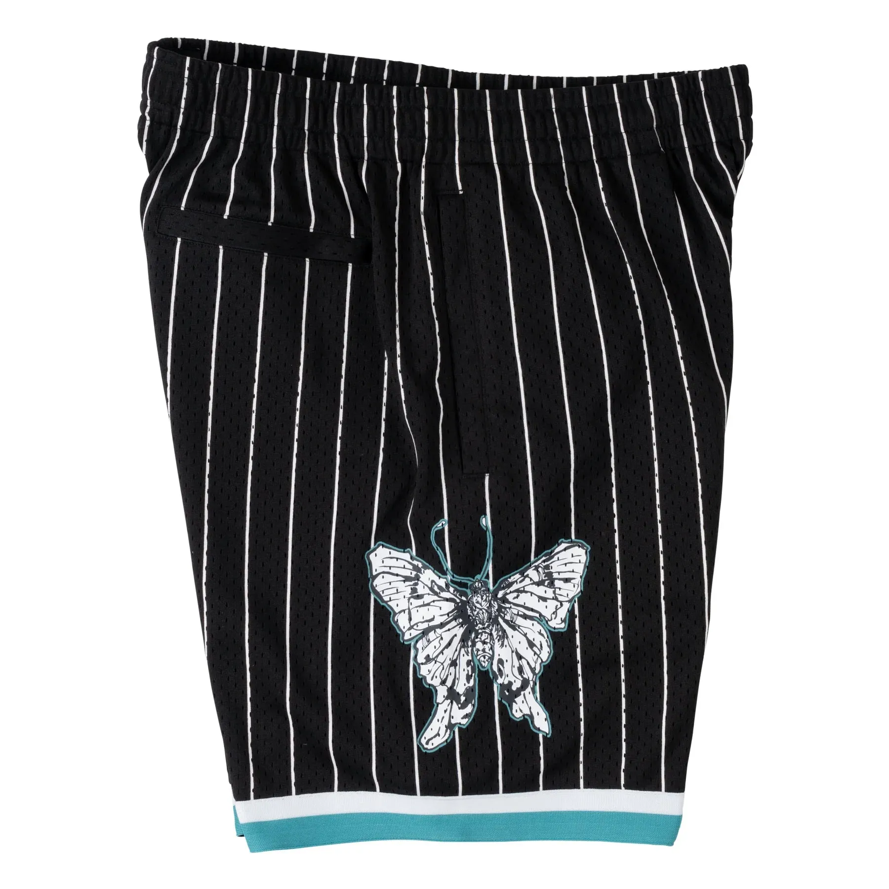 WILLKOMMEN - BUTTERFLY BASKETBALL SHORT